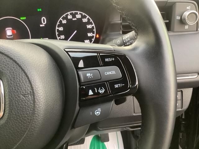 ヴェゼル e:HEVZ ホンダセンシング ホンダコネクトディスプレイ リアカメラ ドラレコ サイドエアバック ETC2.0 フルオートエアコン 衝突回避支援ブレーキ機能 1オナ スマキ Pトランク Dレコ エアバッグ Rカメ(17枚目)