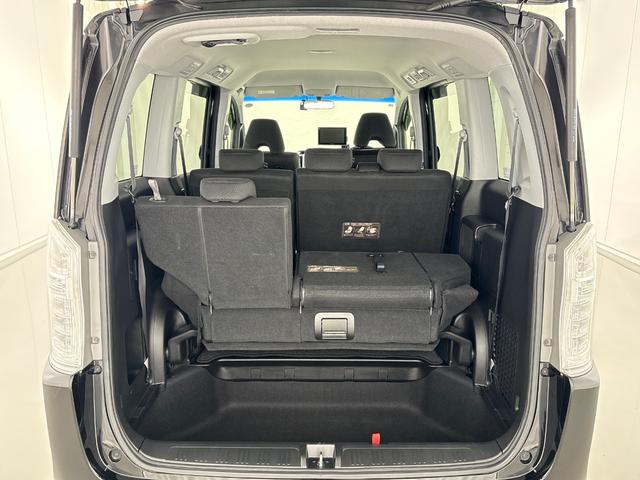 ステップワゴンスパーダ Z メモリーナビ フルセグTV バックカメラ 両側パワースライドドア ディスチャージヘッドライト 前後ドラレコ 横滑り防止装置 パドルシフト ETC 横滑防止 イモビ スマキー 地デジTV 3列シ-ト(33枚目)