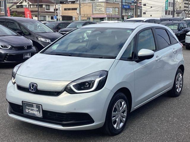 フィット e:HEVホーム 元デモカー 助手席エアバッグ 運転席エアバッグ アイドリングストップ 禁煙 LEDライト USB接続 バックカメラ ABS サイドエアバッグ オートクルーズコントロール フルセグTV DVD再生(35枚目)