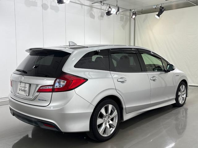 ジェイド ハイブリッドX 純正メモリーナビ フルセグTV バックカメラ ホンダセンシング サイドカーテンエアバック ETC ドラレコ アルミホイール スマートキー ドライブレコーダ スマキー 地デジフルセグ 踏み間違い防止装置(5枚目)