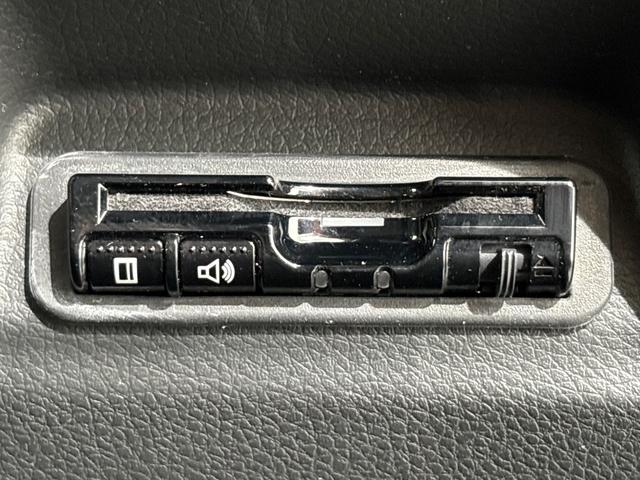 ジェイド ハイブリッドX 純正メモリーナビ フルセグTV バックカメラ ホンダセンシング サイドカーテンエアバック ETC ドラレコ アルミホイール スマートキー ドライブレコーダ スマキー 地デジフルセグ 踏み間違い防止装置(20枚目)