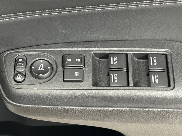 ジェイド ハイブリッドX 純正メモリーナビ フルセグTV バックカメラ ホンダセンシング サイドカーテンエアバック ETC ドラレコ アルミホイール スマートキー ドライブレコーダ スマキー 地デジフルセグ 踏み間違い防止装置(24枚目)