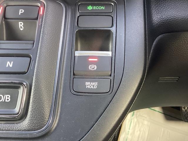 ステップワゴン e:HEVスパーダ アルミ 1オーナー フルオートエアコン メモリナビ ESC シートヒータ キーフリー LEDヘッドランプ イモビ ABS リアカメラ スマートキ USBポート クルーズコントロール ECOモード 禁煙(12枚目)