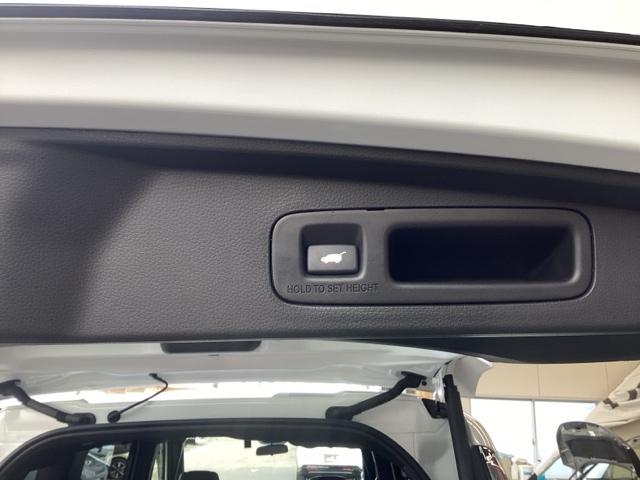 ステップワゴン e:HEVスパーダ アルミ 1オーナー フルオートエアコン メモリナビ ESC シートヒータ キーフリー LEDヘッドランプ イモビ ABS リアカメラ スマートキ USBポート クルーズコントロール ECOモード 禁煙(29枚目)