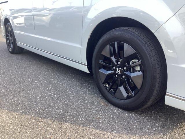 ステップワゴン e:HEVスパーダ アルミ 1オーナー フルオートエアコン メモリナビ ESC シートヒータ キーフリー LEDヘッドランプ イモビ ABS リアカメラ スマートキ USBポート クルーズコントロール ECOモード 禁煙(35枚目)