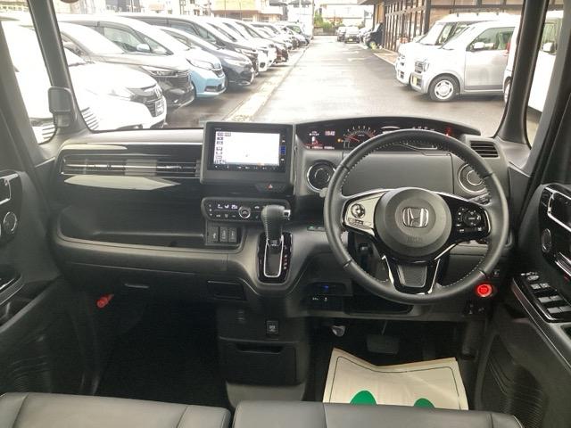 N-BOXカスタム Lターボ ホンダセンシング ギャザズメモリーナビ&Rカメラ ドラレコ 電動スライドドア サイドエアバック ETC フルオートエアコン 2年保証 地デジチューナー 衝突軽減ブレーキサポート LEDヘッドライ 禁煙(32枚目)