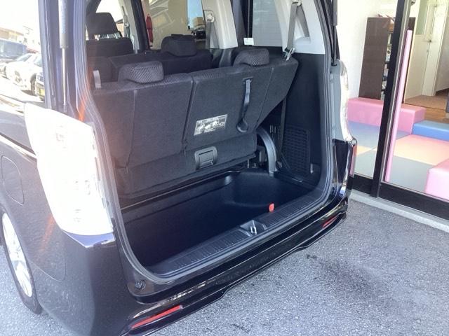 ステップワゴンスパーダ Z 横滑防止 イモビ スマキー 地デジTV バックモニタ- 3列シ-ト キーフリー パワーウィンド HDDナビ 禁煙車両 ETC付 AW ナビ・TV エアコン DVD再生 エアバック ABS PS(25枚目)