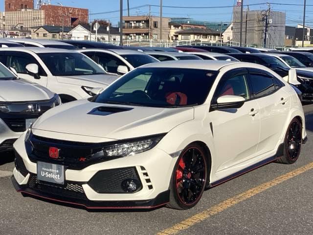 ☆納車日から１年間走行距離無制限の『ホッと保証』付☆有料の２年間走行距離無制限の『ホッと保証プラス』も選べます♪保証は全国のホンダカーズ＆ホンダＵセレクトでご利用いただけますので安心ですネ☆