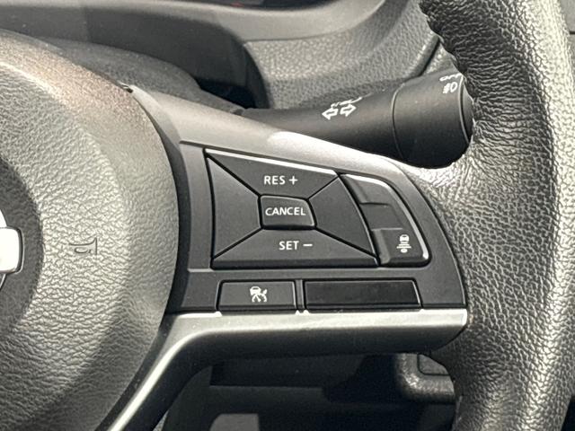 ノート e-パワーメダリスト 純正メモリーナビ フルセグTV バックカメラ 全方位カメラ スマートキー LEDヘッドライト 前後ドラレコ ETC クルーズコントロール 横滑り防止装置 被害軽減ブレーキ DVD再生可 TVナビ 禁煙(16枚目)