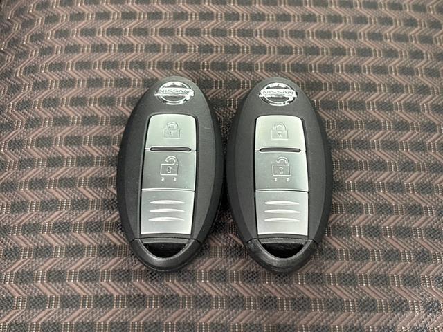 ノート e-パワーメダリスト 純正メモリーナビ フルセグTV バックカメラ 全方位カメラ スマートキー LEDヘッドライト 前後ドラレコ ETC クルーズコントロール 横滑り防止装置 被害軽減ブレーキ DVD再生可 TVナビ 禁煙(21枚目)