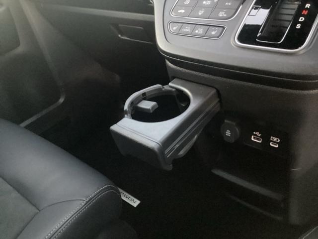 ステップワゴン スパーダプレミアムライン　ホンダセンシング、ホンダコネクトナビ＆マルチビューカメラ、リア席モニター、ドラレコ、電動スライドドア、サイドエアバック、ＥＴＣ、フルオートエアコン、ブラインドスポットインフォメーション　ＵＳＢ　ＥＳＣ（16枚目）