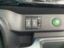スパーダホンダセンシング 禁煙 盗難防止 助手席エアバッグ ワンオーナ- Wパワスラ メモリナビ 記録簿有 地デジ LEDライト 横滑り防止システム オートエアコン リアカメラ USB ナビ&TV 三列シート アイドリングS(29枚目)