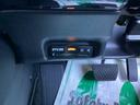 ｅ：ＨＥＶＺ　雹害車　ホンダセンシング　ホンダコネクトディスプレイ＆Ｒカメラ　ワイヤレス充電器　サイドエアバック　ＥＴＣ　フルオートエアコン　衝突回避支援ブレーキ機能　１オナ　スマキ　Ｐトランク　エアバッグ　ソナー（22枚目）