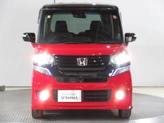 ハロゲンより明るく、より遠くまでさらなる安心感のあるＬＥＤヘッドライトを採用。照射軸の上下方向を自動調整するオートレベリング機構、点灯忘れも防止できるオートライトコントロール機構付きです。 5