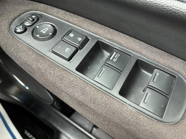 ヴェゼル ＲＳ・ホンダセンシング　前後ドラレコ・７インチ純ナビＴＶ・Ｂｌｕｅｔｏｏｔｈ・インターナビ・Ｒカメラ・ＥＴＣ・ＬＥＤ・オートライト・シートヒーター・純ＡＷ　盗難防止　バックモニター　１オーナー　スマ－トキ－　ＬＥＤライト（57枚目）