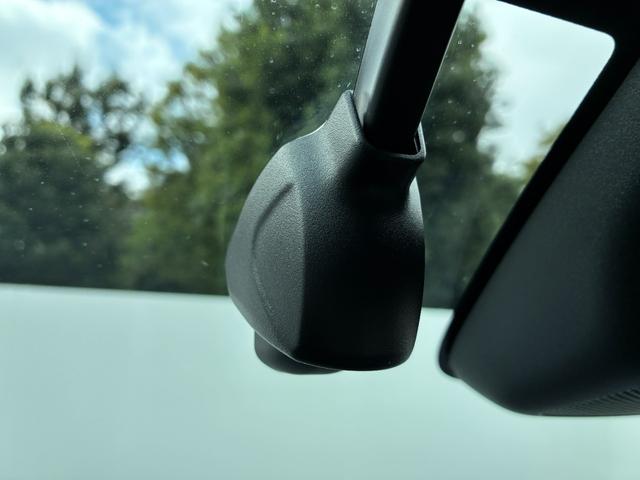 ヴェゼル ｅ：ＨＥＶＺ　ワンオーナー・ドラレコ・障害物センサー・９インチ純ナビＴＶ・ホンダコネクト・Ｂｌｕｅｔｏｏｔｈ・Ｒカメラ・ＥＴＣ・ＬＥＤ・オートハイビーム・シートヒーター・純ＡＷ　衝突回避支援ブレーキ機能　１オナ（53枚目）