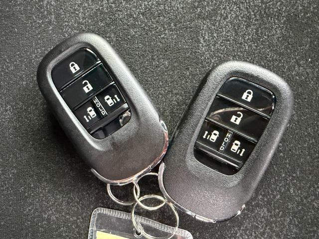 Ｎ－ＢＯＸカスタム ターボ　禁煙・ワンオーナー・ドラレコ・障害物センサー・９インチナビＴＶ・Ｂｌｕｅｔｏｏｔｈ・Ｒカメラ・ＥＴＣ・両パワスラ・スマートキー・ＬＥＤ・オートハイビーム・純ＡＷ　イモビライザー　１オナ　衝突被害軽減（22枚目）