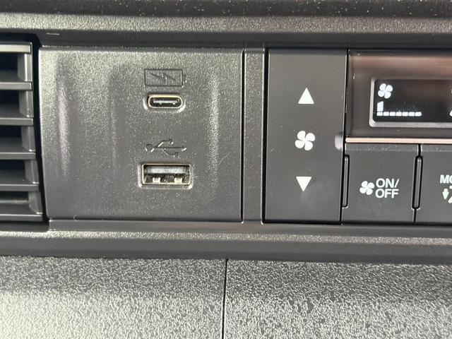 Ｎ－ＢＯＸカスタム ターボ　ワンオーナー・ドラレコ・障害物センサー・８インチ純ナビＴＶ・Ｂｌｕｅｔｏｏｔｈ・ホンダコネクト・Ｒカメラ・ＥＴＣ・両パワスラ・シート地ヒーター・ＬＥＤ・オートハイビーム・純ＡＷ　イモビライザー　１オナ（53枚目）
