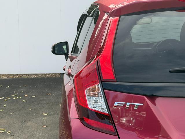 フィット １３Ｇ・Ｌホンダセンシング　ドラレコ・７インチ純ナビＴＶ・インターナビ・Ｂｌｕｅｔｏｏｔｈ・Ｒカメラ・ＥＴＣ・スマートキー・ＬＥＤ・オートライト・ＡＷ　地デジフルセグＴＶ　ＥＴＣ車載器　ＤＶＤ再生可　ナビ＆ＴＶ　Ｄレコ　ＵＳＢ（33枚目）