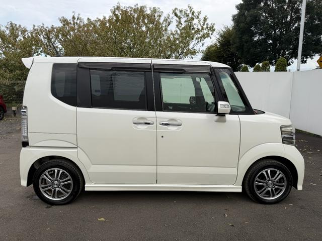 N-BOXカスタム G・Lパッケージ ワンオーナー・7インチ純ナビTV・Rカメラ・左パワスラ・HID・オートライト アイドリングストップ車 1オーナー ナビ・TV スマキ- フロントベンチシート 両側スライドドア パワーウィンドウ ABS(25枚目)