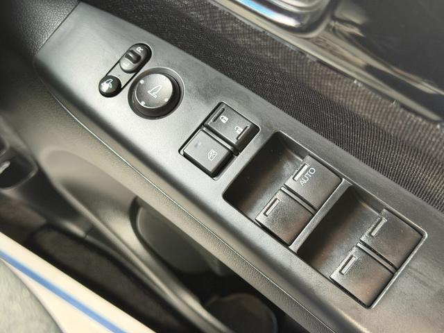 N-BOXカスタム G・Lパッケージ ワンオーナー・7インチ純ナビTV・Rカメラ・左パワスラ・HID・オートライト アイドリングストップ車 1オーナー ナビ・TV スマキ- フロントベンチシート 両側スライドドア パワーウィンドウ ABS(45枚目)