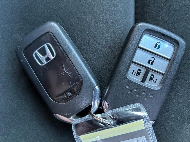 フリード モデューロX ワンオーナー・HondaSENSING・ドラレコ・9インチ純ナビTV・Bluetooth・インターナビ・Rカメラ・ETC・両パワスラ・スマートキー・LED・オートライト・純AW LEDヘッドランプ(22枚目)