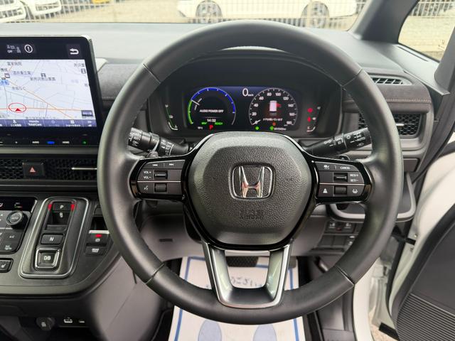 ステップワゴン ｅ：ＨＥＶスパーダプレミアムライン　禁煙・ワンオーナー・ドラレコ・障害物センサー・１１．４インチ純ナビＴＶ・Ｂｌｕｅｔｏｏｔｈ・ホンダコネクト・マルチビューカメラ・ＥＴＣ・シートヒーター・オットマン・パドルシフト・ＡＷ　マルチカメラ（47枚目）