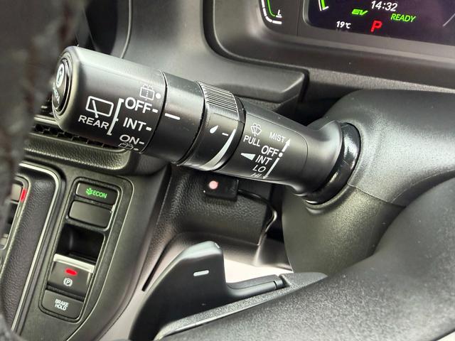 ステップワゴン ｅ：ＨＥＶスパーダプレミアムライン　禁煙・ワンオーナー・ドラレコ・障害物センサー・１１．４インチ純ナビＴＶ・Ｂｌｕｅｔｏｏｔｈ・ホンダコネクト・マルチビューカメラ・ＥＴＣ・シートヒーター・オットマン・パドルシフト・ＡＷ　マルチカメラ（48枚目）