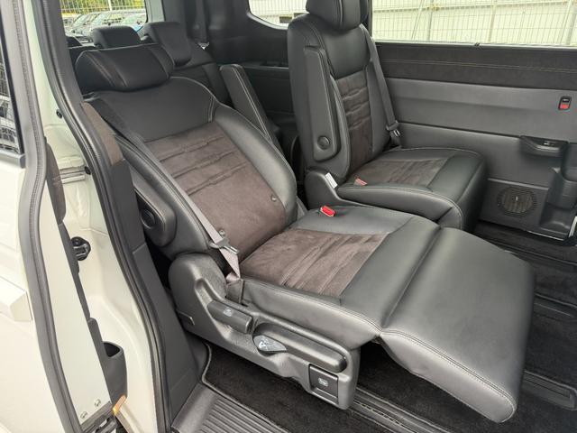 ステップワゴン ｅ：ＨＥＶスパーダプレミアムライン　禁煙・ワンオーナー・ドラレコ・障害物センサー・１１．４インチ純ナビＴＶ・Ｂｌｕｅｔｏｏｔｈ・ホンダコネクト・マルチビューカメラ・ＥＴＣ・シートヒーター・オットマン・パドルシフト・ＡＷ　マルチカメラ（66枚目）