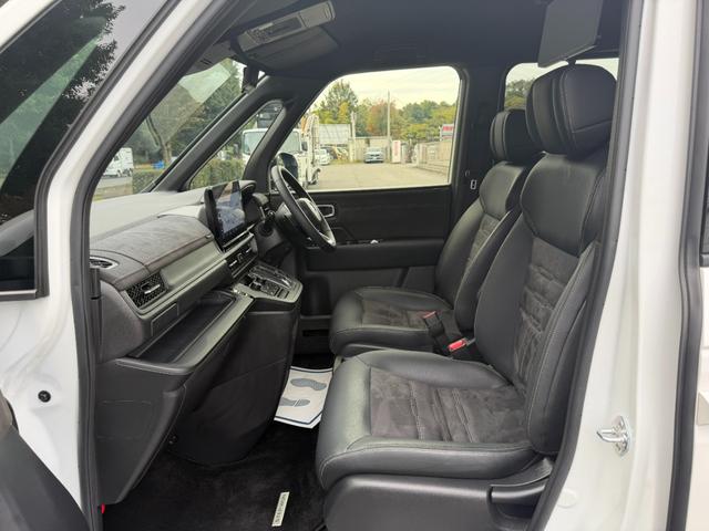 ステップワゴン ｅ：ＨＥＶスパーダプレミアムライン　禁煙・ワンオーナー・ドラレコ・障害物センサー・１１．４インチ純ナビＴＶ・Ｂｌｕｅｔｏｏｔｈ・ホンダコネクト・マルチビューカメラ・ＥＴＣ・シートヒーター・オットマン・パドルシフト・ＡＷ　マルチカメラ（67枚目）