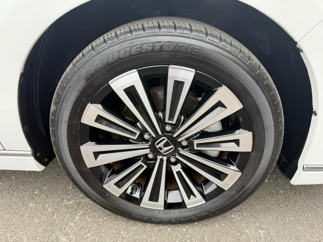 ステップワゴン ｅ：ＨＥＶスパーダプレミアムライン　禁煙・ワンオーナー・ドラレコ・障害物センサー・１１．４インチ純ナビＴＶ・Ｂｌｕｅｔｏｏｔｈ・ホンダコネクト・マルチビューカメラ・ＥＴＣ・シートヒーター・オットマン・パドルシフト・ＡＷ　マルチカメラ（75枚目）