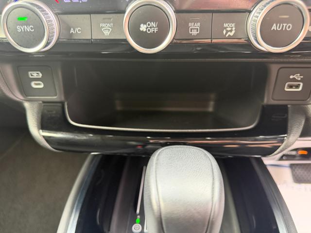 ヴェゼル e:HEVZ 禁煙・ワンオーナー・ドラレコ・障害物センサー・純ナビTV・Bluetooth・ホンダコネクト・マルチビューカメラ・ETC・シートヒーター・純AW 衝突回避支援ブレーキ機能 パノラミックビューモニター(49枚目)