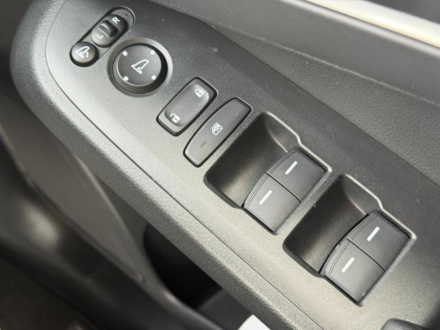ヴェゼル e:HEVZ 禁煙・ワンオーナー・ドラレコ・障害物センサー・純ナビTV・Bluetooth・ホンダコネクト・マルチビューカメラ・ETC・シートヒーター・純AW 衝突回避支援ブレーキ機能 パノラミックビューモニター(58枚目)