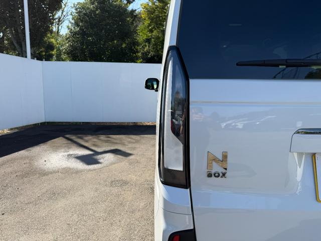 Ｎ－ＢＯＸカスタム ターボコーディネートスタイル　ダムド・禁煙・ワンオーナー・ドラレコ・障害物センサー・８インチ純ナビＴＶ・Ｂｌｕｅｔｏｏｔｈ・ホンダコネクト・Ｒカメラ・ＥＴＣ・ＡＷ　オートクルーズ　フルセグ対応　Ｗ電動ドア　シートヒータ　ＬＥＤ（39枚目）