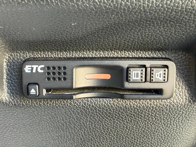 フリードハイブリッド ハイブリッド・Ｇホンダセンシング　禁煙・ワンオーナー・ドラレコ・９インチ純ナビＴＶ・Ｂｌｕｅｔｏｏｔｈ・インターナビ・Ｒカメラ・ＥＴＣ・両パワスラ・スマートキー・ＬＥＤ　軽減ブレーキ　キーフリーシステム　１オ－ナ－　記録簿　ＥＣＯＮ（37枚目）
