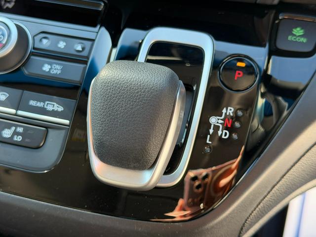 フリードハイブリッド ハイブリッド・Ｇ　禁煙・ワンオーナー・ＨｏｎｄａＳＥＮＳＩＮＧ・ドラレコ・９インチ純ナビＴＶ・ルーフモニター・Ｂｌｕｅｔｏｏｔｈ・Ｒカメラ・ＥＴＣ・両パワスラ・スマートキー・ＬＥＤ・ＡＷ　両電動ドア　クルコン　スマキー（51枚目）