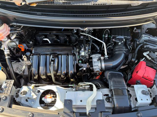 フリードハイブリッド ハイブリッド・Ｇ　禁煙・ワンオーナー・ＨｏｎｄａＳＥＮＳＩＮＧ・ドラレコ・９インチ純ナビＴＶ・ルーフモニター・Ｂｌｕｅｔｏｏｔｈ・Ｒカメラ・ＥＴＣ・両パワスラ・スマートキー・ＬＥＤ・ＡＷ　両電動ドア　クルコン　スマキー（69枚目）