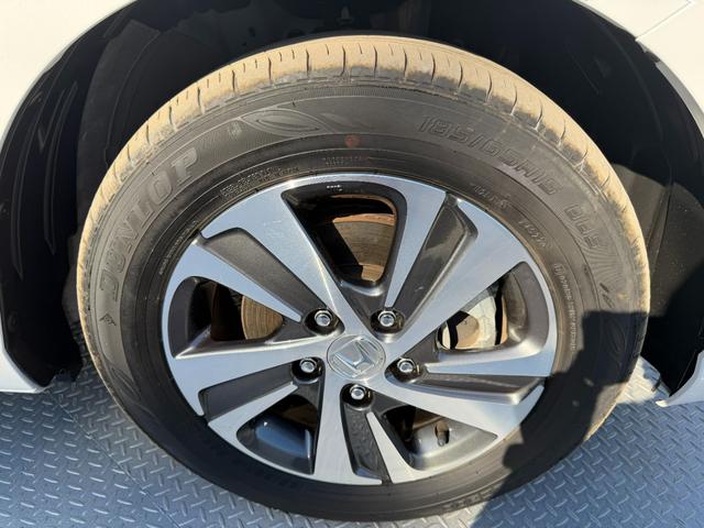 フリードハイブリッド ハイブリッド・Ｇ　禁煙・ワンオーナー・ＨｏｎｄａＳＥＮＳＩＮＧ・ドラレコ・９インチ純ナビＴＶ・ルーフモニター・Ｂｌｕｅｔｏｏｔｈ・Ｒカメラ・ＥＴＣ・両パワスラ・スマートキー・ＬＥＤ・ＡＷ　両電動ドア　クルコン　スマキー（71枚目）