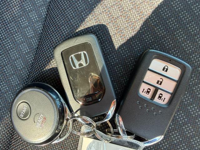 フリードハイブリッド ハイブリッド・Ｇ　禁煙・ワンオーナー・ＨｏｎｄａＳＥＮＳＩＮＧ・ドラレコ・９インチ純ナビＴＶ・ルーフモニター・Ｂｌｕｅｔｏｏｔｈ・Ｒカメラ・ＥＴＣ・両パワスラ・スマートキー・ＬＥＤ・ＡＷ　両電動ドア　クルコン　スマキー（77枚目）