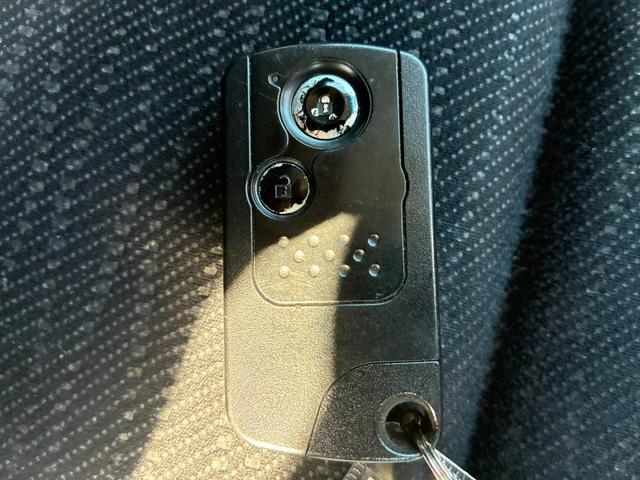 ゼストスパーク Ｗ　ドラレコ・Ｂｌｕｅｔｏｏｔｈ・外ナビ・ＡＷ・スマートキー・ＨＩＤ　横滑り防止装置　ＴＶ＆ナビ　フルオートエアコン　Ｗエアバッグ　キーレスキー　エアＢ　パワステ　パワーウインドウ　ドライブレコーダー（19枚目）