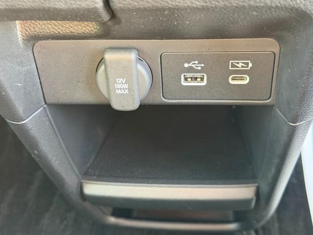 ステップワゴン e:HEVスパーダ ワンオーナー・障害物センサー・9インチ純ナビTV・Bluetooth・ホンダコネクト・Rカメラ・ETC・デュアルAAC・両パワスラ・オットマン・AW 1オーナー デュアルエアコン フルオートエアコン(55枚目)