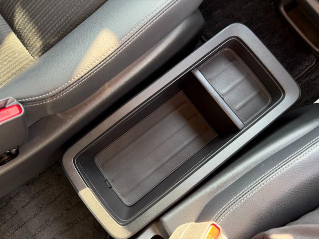 ステップワゴン e:HEVスパーダ ワンオーナー・障害物センサー・9インチ純ナビTV・Bluetooth・ホンダコネクト・Rカメラ・ETC・デュアルAAC・両パワスラ・オットマン・AW 1オーナー デュアルエアコン フルオートエアコン(57枚目)