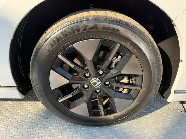 ステップワゴン e:HEVスパーダ ワンオーナー・障害物センサー・9インチ純ナビTV・Bluetooth・ホンダコネクト・Rカメラ・ETC・デュアルAAC・両パワスラ・オットマン・AW 1オーナー デュアルエアコン フルオートエアコン(72枚目)