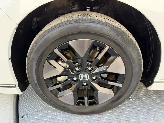 ステップワゴン e:HEVスパーダ ワンオーナー・障害物センサー・9インチ純ナビTV・Bluetooth・ホンダコネクト・Rカメラ・ETC・デュアルAAC・両パワスラ・オットマン・AW 1オーナー デュアルエアコン フルオートエアコン(75枚目)