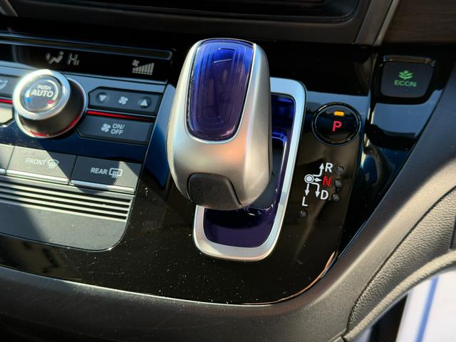 フリードハイブリッド ハイブリッド・Gホンダセンシング 禁煙・ワンオーナー・ドラレコ・9インチ純ナビTV・インターナビ・Rカメラ・AW・両パワスラ・スマートキー・LED 軽減ブレーキ キーフリーシステム 1オ-ナ- 記録簿 DVD再生可能 ECON ABS(46枚目)