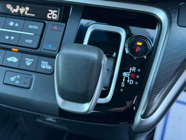 ステップワゴンスパーダ e:HEVスパーダG・EXホンダセンシング ワンオーナー・ドラレコ・10インチ純ナビTV・インターナビ・マルチビューカメラ・ETC・LED・AW エアバック 地デジ クルコン サイドエアバッグ シ-トヒ-タ- 衝突軽減システム 1オーナー(47枚目)