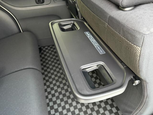N-BOXカスタム G・Lパッケージ ワンオーナー・7インチ純ナビTV・Bluetooth・インターナビ・Rカメラ・両パワスラ・スマートキー・AW 左右パワースライド アイドリングストップ車 1オーナー ナビ・TV スマキ- 地デジTV(30枚目)