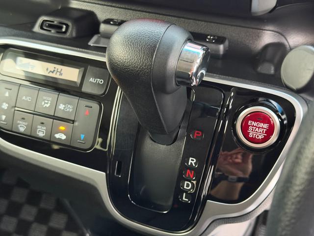 N-BOXカスタム G・Lパッケージ ワンオーナー・7インチ純ナビTV・Bluetooth・インターナビ・Rカメラ・両パワスラ・スマートキー・AW 左右パワースライド アイドリングストップ車 1オーナー ナビ・TV スマキ- 地デジTV(39枚目)