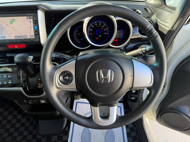 N-BOXカスタム G・Lパッケージ ワンオーナー・7インチ純ナビTV・Bluetooth・インターナビ・Rカメラ・両パワスラ・スマートキー・AW 左右パワースライド アイドリングストップ車 1オーナー ナビ・TV スマキ- 地デジTV(65枚目)