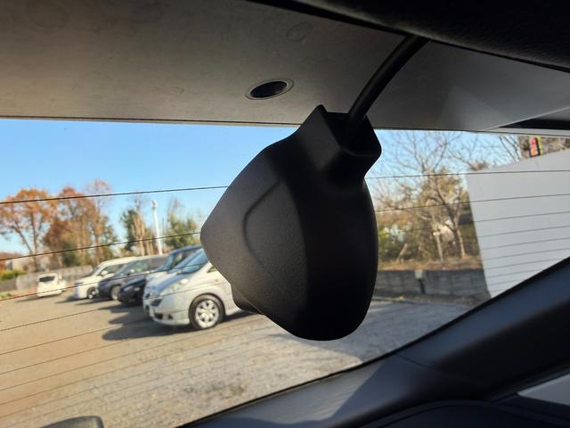 ヴェゼル ｅ：ＨＥＶＺ　無限スタイリングセット・外マフラー・ワンオーナー・ドラレコ・障害物センサー・純ナビＴＶ・Ｂｌｕｅｔｏｏｔｈ・ホンダコネクト・マルチビューカメラ・ＥＴＣ・デュアルＡＡＣ・ＡＷ　衝突回避支援ブレーキ機能（34枚目）